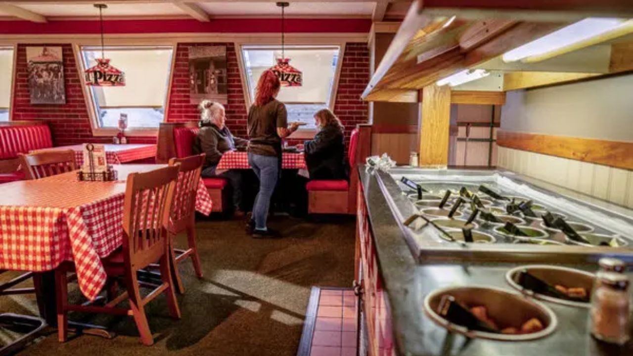 Pizza Hut Jobs: How to Apply for Team Member and Driver Roles